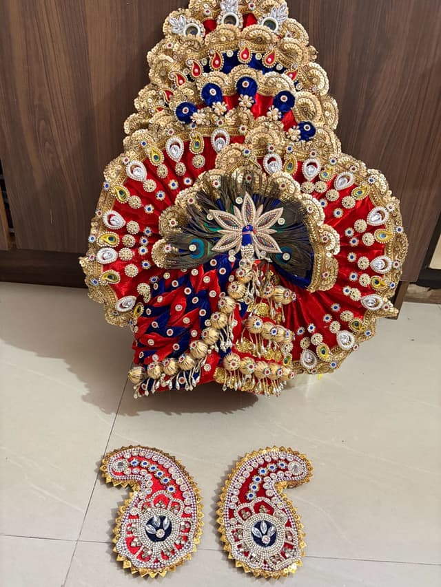 Handcrafted Heavy Designer Shyam Baba Mukut (Crown) & Matching Kundal Set